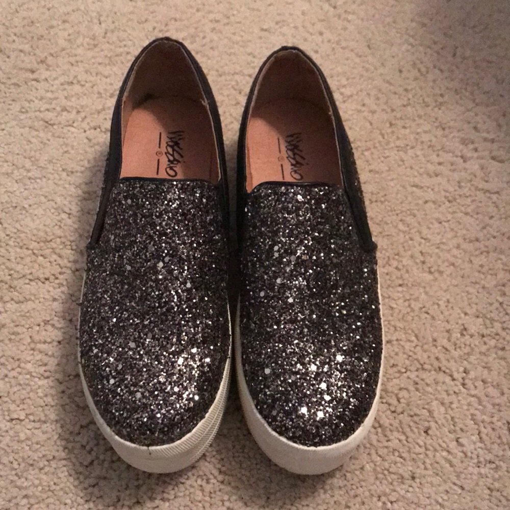 Glitter slides
